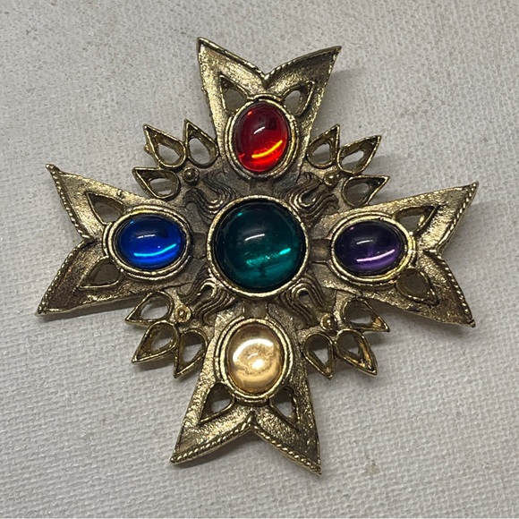 Vintage Mogul Gold Tone Maltese Cross Jewel Tone Lucite Cabochon Brooch Pin 2.5" - Picture 2 of 5